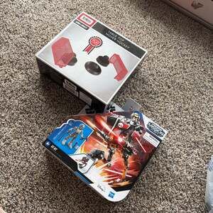 2 PCs SW Mission F Expedition C Tech (Bad Batch) AT-RT plus table hover hockey